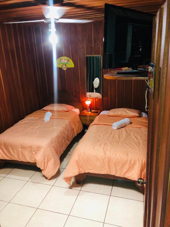 Cabinas Lupita Bed and Breakfast La Fortuna Εξωτερικό φωτογραφία